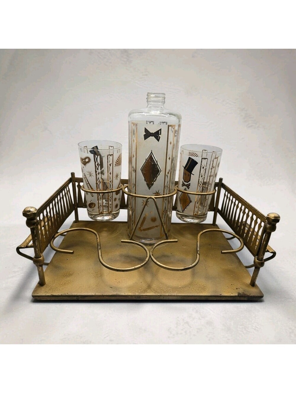 Vintage Glenshaw Glass Co Winking Man MCM Liquor Pump Decanter Caddy Set AS IS